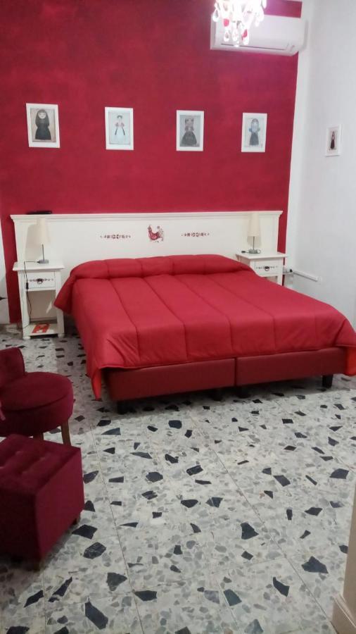 Sa Rosa E Su Trapperi Bed & Breakfast Oschiri Eksteriør bilde